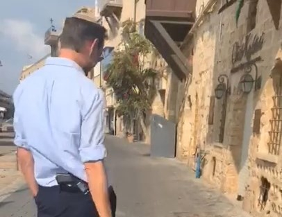  فيديو: عضو الكنيست "موشيه فيجلين" في مواجهة مواطن يافاوي في ميناء يافا !